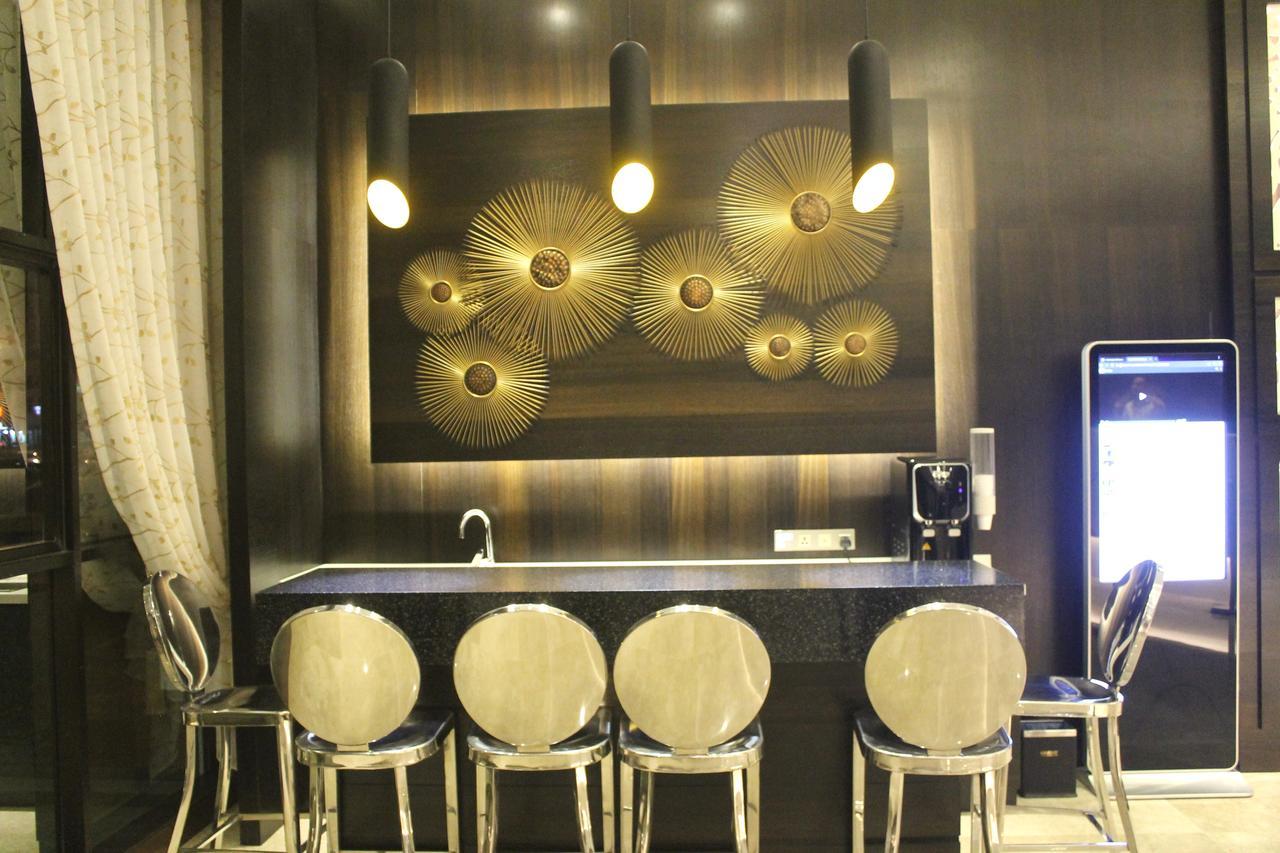Geobay Hotel Johor Bahru Exterior foto