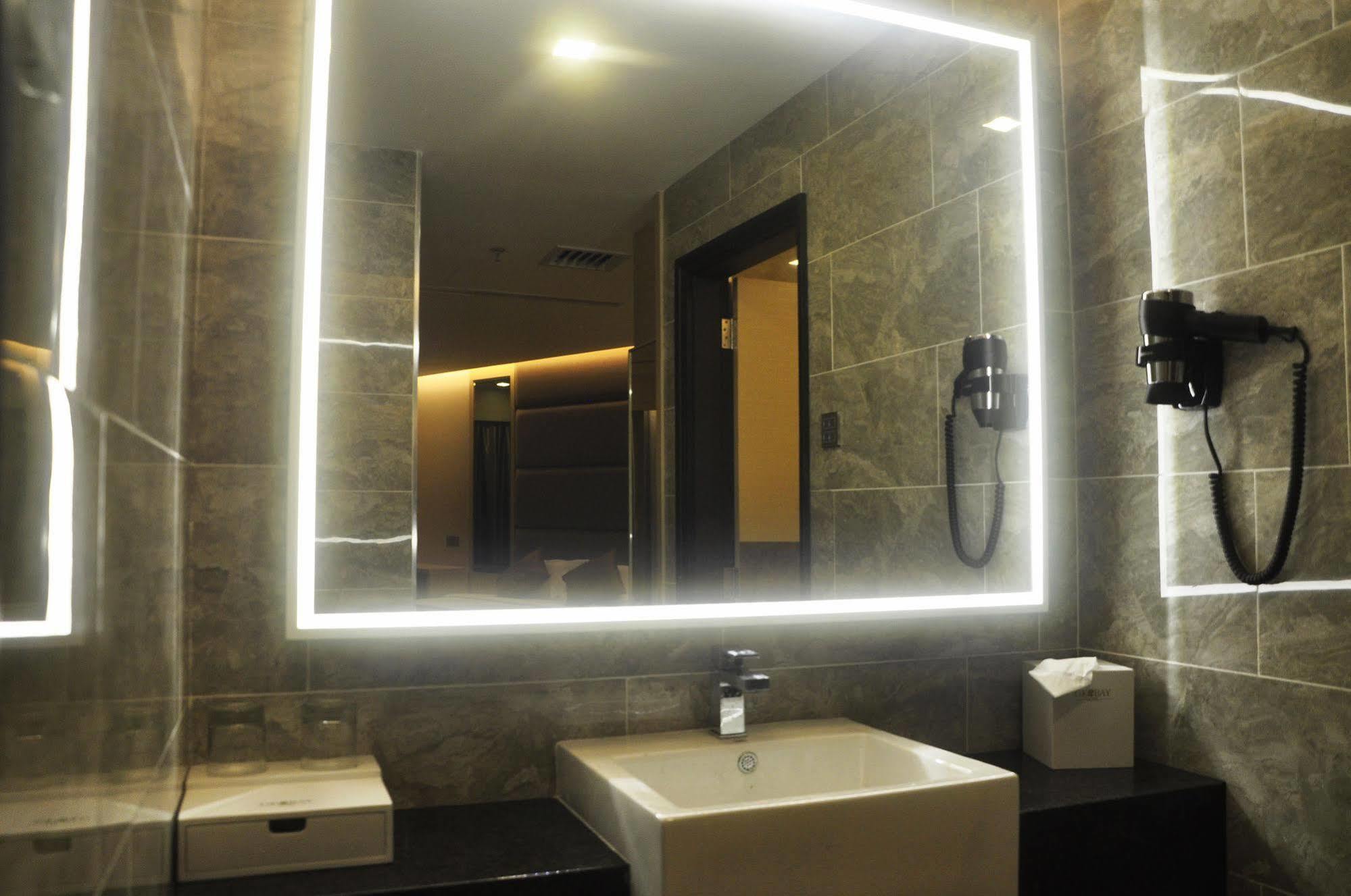 Geobay Hotel Johor Bahru Exterior foto