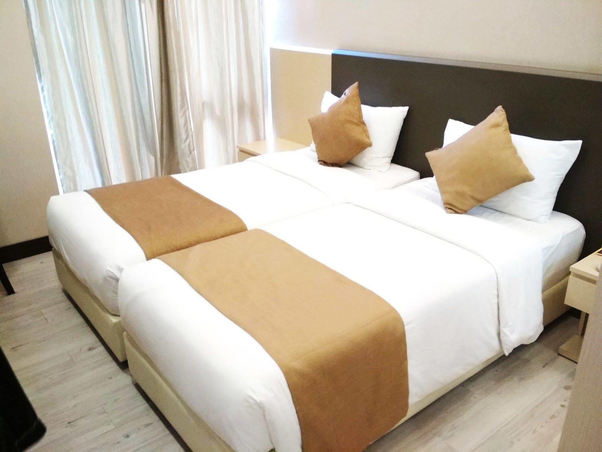 Geobay Hotel Johor Bahru Exterior foto
